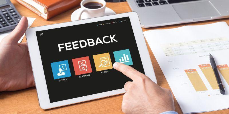 Giving-feedback-for-financial-services-on-tablet